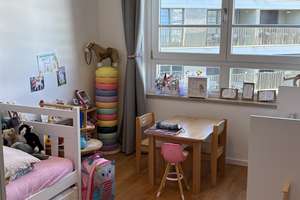Helle 4-Zimmerwohnung mit Loggia & Einbauküche am Mattoneplatz – sehr gute Anbindung – 81673 Echarding, München – Vorschaubild 12