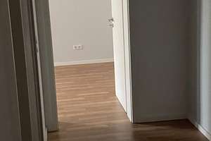 Helle 2,5-Zimmer Wohnung mit Balkon in Dambach