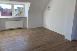 Feines kleines Apartment in ruhiger Stichstraße...Dachstudio in Nürnberg-Nord/Ziegelstein – Die vollständige Adresse der Immobilie erhältst du vom Anbieter., 90411 Ziegelstein, Nürnberg – Vorschaubild 5