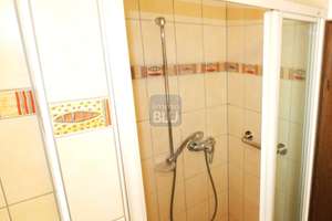 Gegen Gebot:freistehend, großer Garten, Balkon, Garagen..... – Jahnstraße 23, 75045 Walzbachtal – Vorschaubild 9