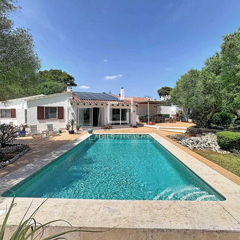 Charmantes 4-Schlafzimmer-Landhaus zum Verkauf in Binixica, Maó