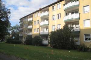 Neu renovierte 3,5-Zi.-Wohnung mit Balkon