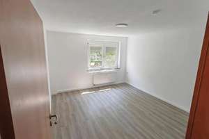 Alltagstaugliche 3-Zimmer-Wohnung mit Balkon in der Heilbronner Kernstadt – Karlsruher Straße 5, 74072 Heilbronn, Heilbronn – Vorschaubild 2