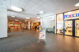 Gemütliche 2-Zimmer-Wohnung mit großzügigem Balkon – Regensburg – Vorschaubild 9