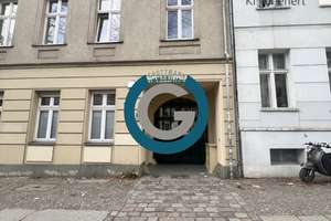 MITTEN IN MITTE - CHARMANTER ALTBAU MIT HOHEN DECKEN & PARKETT - ZUR ZEIT VERMIETET