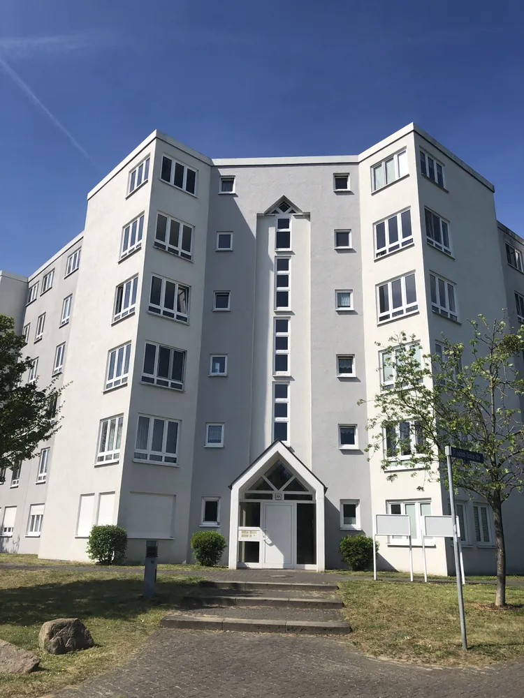 Lieber kaufen als mieten: freie 2-Zimmer-Wohnung - barrierefrei und mit Fahrstuhl, Schwerin – Bild 1