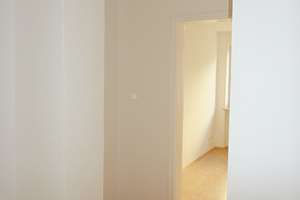 GLOCKENBACH - 2,5 ZIMMER - BALKON - EBK - AN DER ISAR – Auenstr. 7, 80469 Glockenbach, München – Vorschaubild 6