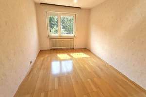 Reihenendhaus mit Terrasse, Balkon und viel Potential auf tollem Grundstück in ruhiger Lage – 61187 Schöneck – Vorschaubild 10