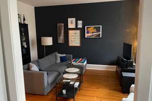 Charmante 3,5-Zimmer-Altbau-Wohnung mit Balkon und Garten am Volkspark