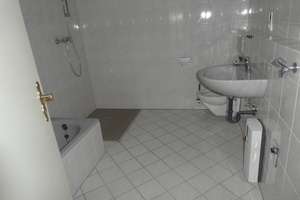 Schöne Wohnung mit Weitblick schöner Lage von Trier-Ruwer
mit viel Grün – Die vollständige Adresse der Immobilie erhältst du vom Anbieter., 54292 Ruwer/Eitelsbach, Trier – Vorschaubild 13