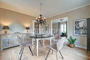 MÖBLIERT - LUXURIOUS LIVING - Helle Wohnung mit Balkon – Die vollständige Adresse der Immobilie erhältst du vom Anbieter., 70184 Bopser, Stuttgart – Vorschaubild 9