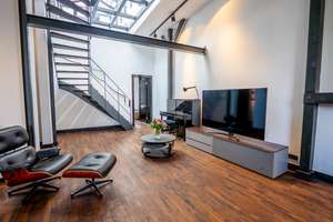 Endetage mit Loft-Charakter und Alsterblick