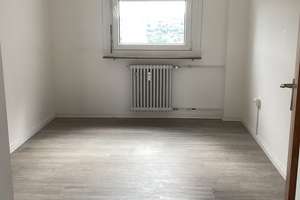 Hier findet jeder seinen Platz: großzügige 4,5-Zimmer-Wohnung – Wallensteinstr. 37, 70437 Freiberg, Stuttgart – Vorschaubild 10