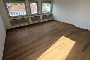 80qm 2-Zimmer Wohnung mit Balkon & WLAN WG-geeignet – Hofkamp 140, 42103 Elberfeld, Wuppertal – Vorschaubild 2