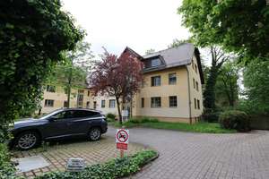 Leerstehende 2-Zimmer-Wohnung mit Balkon und Stellplatz in ruhiger Lage