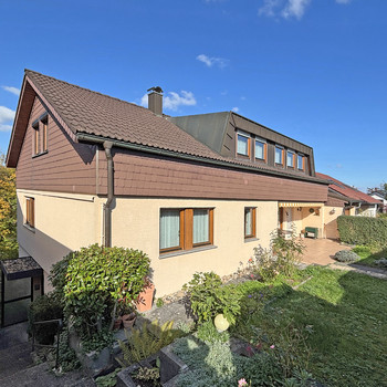 GENERATIONENHAUS IN BESIGHEIM, WESTSTADT  – VIEL PLATZ IN ALTSTADTNÄHE – bezugsfrei