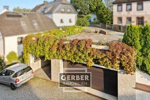 Attraktive Doppelhaushälfte mit Historie und viel Platz in Schwarzenbach am Wald!