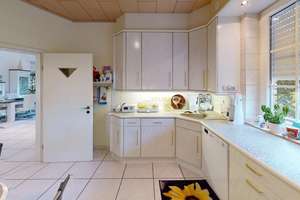 Exclusive Landhausvilla mit 2 ELW, parkähnlichem Garten, Nebengebäuden – Lechenicher Str. 4, 50374 Erftstadt – Vorschaubild 19