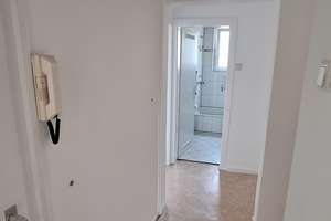 D-Grafenberg:3 Zimmerwohnung mit Balkon und 70 qm Wohnfläche – Die vollständige Adresse der Immobilie erhältst du vom Anbieter., 40235 Grafenberg, Düsseldorf – Vorschaubild 5