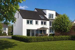 Verwirklichen Sie Ihre Wohnträume! Neubau von zwei Doppelhaushälften – Roseggerstraße 1, 71277 Rutesheim – Vorschaubild 1