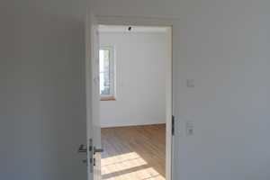 Einfamilienhaus im Grünen mit gehobener Innenausstattung in Gechingen – Uhlandstraße 20, 75391 Calw (Kreis) – Vorschaubild 3