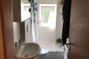 Feuerbach, helle 3 Zimmer Dachgeschoß- Wohnung in ruhiger Lage, mit toller Aussicht – Die vollständige Adresse der Immobilie erhältst du vom Anbieter., 70469 Lemberg/Föhrich, Stuttgart – Vorschaubild 8