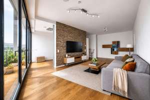 Bezugsfreies 2-Zimmer-Penthouse mit Balkon in begehrter Lage im Samariterviertel – Die vollständige Adresse der Immobilie erhältst du vom Anbieter., 10247 Friedrichshain, Berlin – Vorschaubild 2