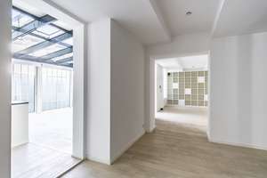 NEU *Paul & Partner* EXKLUSIVES WOHNEN IN BESTER LAGE MIT DESIGNKÜCHE, 3 STELLPLÄTZEN & TERRASSE ! ! – Die vollständige Adresse der Immobilie erhältst du vom Anbieter., 65189 Südost, Wiesbaden – Vorschaubild 11