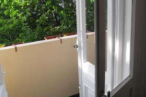 Helle und ruhige 2,5-Zi. Altbauwhg. mit Balkon ca. 62 qm östl.Ring
