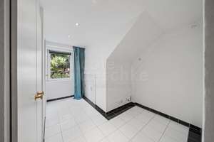 Hier begeistern die Lage, der Garten, die Garage..... – Die vollständige Adresse der Immobilie erhältst du vom Anbieter., 22085 Uhlenhorst, Hamburg – Vorschaubild 11
