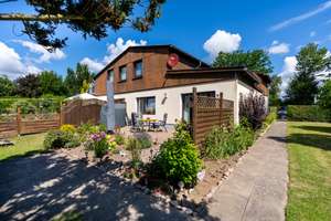 MFH mit 4 Whg. in Neustadt i. H.! Optimal für Eigennutzung/Kapitalanlage durch drei freie Einheiten. – Die vollständige Adresse der Immobilie erhältst du vom Anbieter., 23730 Neustadt in Holstein – Vorschaubild 2