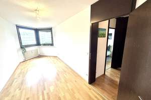 Helle 3,5/4-Zimmer-Wohnung am Wöhrder See mit Loggia, EBK, teilmöbliert, Aufzug, TG – Dr.-Carlo-Schmid-Str. 50, 90491 Sankt Jobst, Nürnberg – Vorschaubild 19