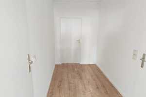 2-Raumwohnung in ruhiger Lage + Laminatboden + Wannenbad + EBK – Am Rosengarten 80c, 6132 Halle (Saale) – Vorschaubild 14