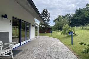 Exklusives Ein/Zweifamilienhaus in ruhiger Ortsrandlage von Niederdresselndorf! – Die vollständige Adresse der Immobilie erhältst du vom Anbieter., 57299 Burbach – Vorschaubild 4