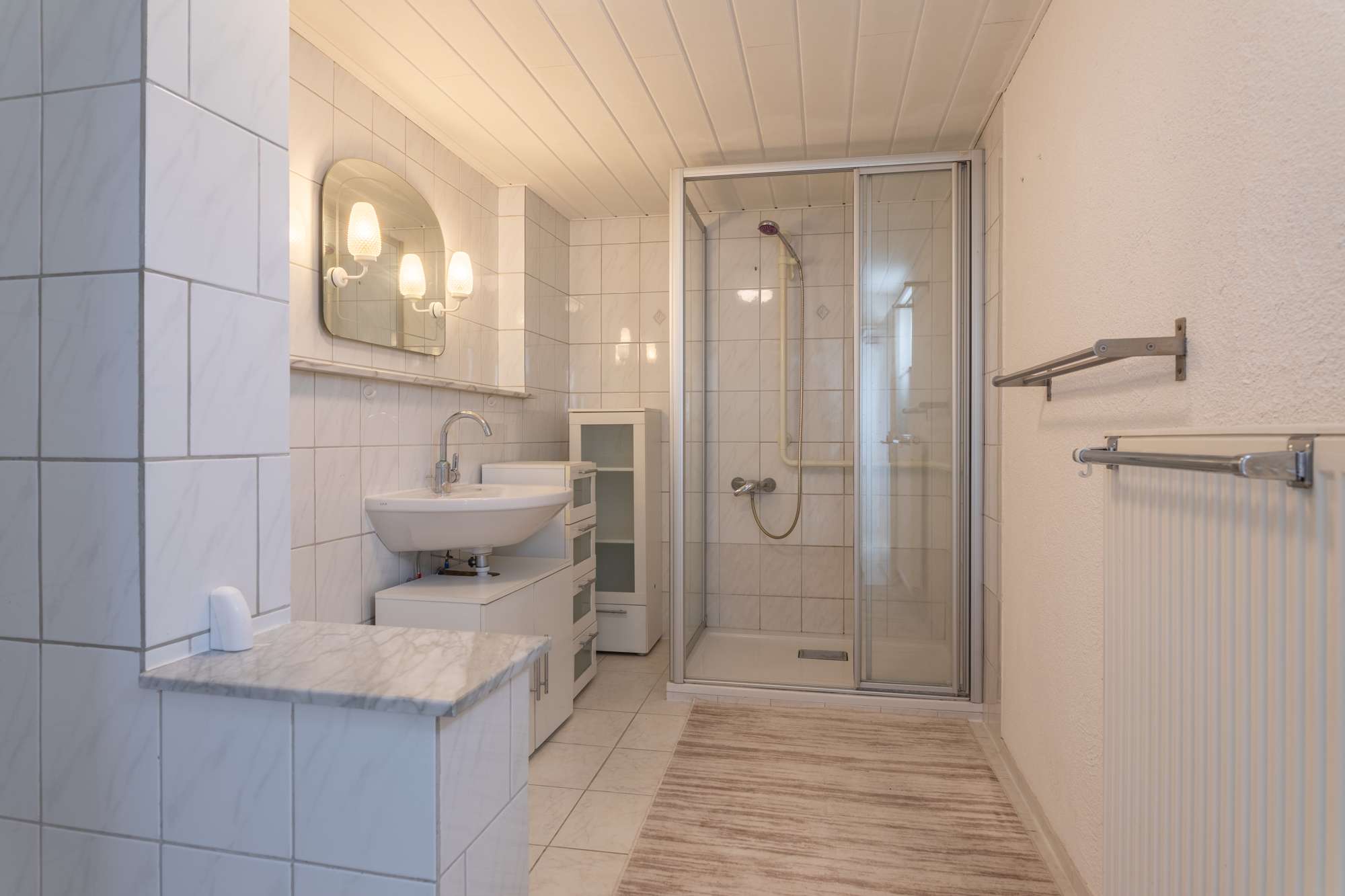 Immobilie in Eggingen - Einfamilienhaus mit vermieteter Einliegerwohnung in Eggingen - Bild 13