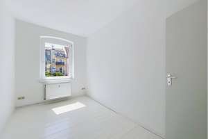 Bezugsfreie 3 Zimmer Altbauwohnung mit Südbalkon in bester Lage in Berlin Mitte – Schönholzer Str. 3, 10115 Mitte (Ortsteil), Berlin – Vorschaubild 18