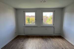 Sanierte 3 - Zimmer -Wohnung mit modernem Bad und EBK – Sudetenweg 27, 38448 Vorsfelde, Wolfsburg – Vorschaubild 13