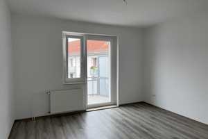 3 Zimmer mit EBK, einfach wunderbar! – Walkuerenring 53, 38106 Braunschweig – Vorschaubild 4