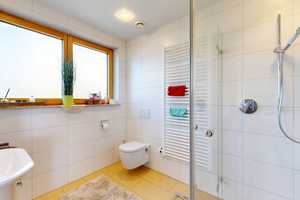MODERNES WOHNEN MIT EINLIEGERWOHNUNG UND GARTENPARADIES IN BALLENDORF – Alb-Donau-Kreis – Vorschaubild 25