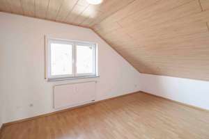 Ein Zuhause mit Herz & Möglichkeiten – Charmantes Einfamilienhaus mit Einliegerwohnung in Sinn – Die vollständige Adresse der Immobilie erhältst du vom Anbieter., 35764 Sinn – Vorschaubild 10