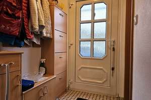 Modernes Reihenmittelhaus mit Kamin, Wintergarten und idyllischem Garten – Die vollständige Adresse der Immobilie erhältst du vom Anbieter., 87600 Kaufbeuren (Kernstadt), Kaufbeuren – Vorschaubild 2