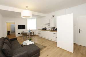 Exklusives Angebot: Möblierte 5* Wohnung "Hofgarten" in Düsseldorf Derendorf – Weißenburgstraße 56, 40476 Derendorf, Düsseldorf – Vorschaubild 3