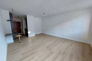 U2 Theresienstraße: Helles Appartement, EBK, 4. Stock, Aufzug, frz. Balkon im Herzen von München – Die vollständige Adresse der Immobilie erhältst du vom Anbieter., 80798 Josephsplatz, München – Vorschaubild 1