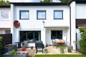 Reihenmittelhaus // Saniertes Raumwunder in Solingen-Wald – Die vollständige Adresse der Immobilie erhältst du vom Anbieter., 42719 Wald, Solingen – Vorschaubild 2