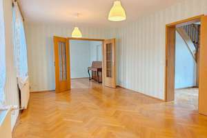 Gepflegtes Einfamilienhaus mit großem Garten und Doppelgarage in Dresden-Hellerau – Die vollständige Adresse der Immobilie erhältst du vom Anbieter., 1109 Hellerau/Wilschdorf, Dresden – Vorschaubild 3