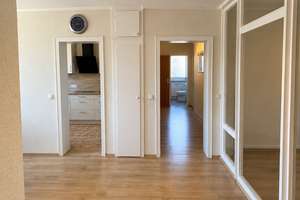 4-Zimmer-Wohnung mit Grünblick, Balkon und zusätzlichen Dachgeschossflächen – 40595 Garath, Düsseldorf – Vorschaubild 10
