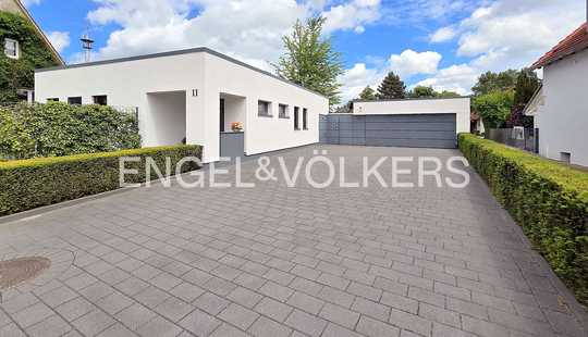 Bild von Einmaliges Domizil mit Gästehaus, Spa-Bereich und Parkgrundstück in Jever