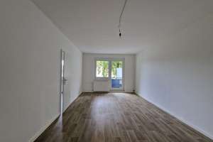 Der perfekte Mix aus Raum und Komfort***3-Zimmer im Hochparterre mit großer Dusche und Balkon! – Deiwitzweg 22, 4207 Lausen-Grünau, Leipzig – Vorschaubild 2