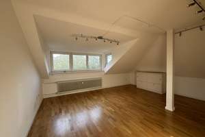 Attraktive DG-Wohnung -  Citylage im Grünen an Kuppelkirche, hohe Lebensqualität; von privat – Die vollständige Adresse der Immobilie erhältst du vom Anbieter., 64283 Mitte, Darmstadt – Vorschaubild 10
