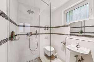 Modernes und flexibles Haus mit zwei Einliegerwohnungen – Die vollständige Adresse der Immobilie erhältst du vom Anbieter., 81929 Englschalking, München – Vorschaubild 9